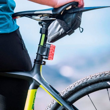 BLACKBURN Barrier saddle...