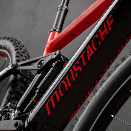 Bicicleta MOUSTACHE Samedi Game 4 LTD Frenos XT 4 Pistones ROJO S