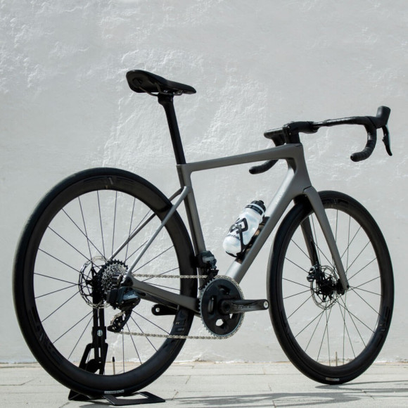 Bicicleta ENVE Melee SHIMANO Ultegra Di2 GRIS 52