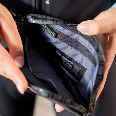 Funda GOBIK Móvil Essential True Black 