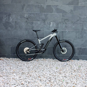 Bicicleta MOUSTACHE Samedi...