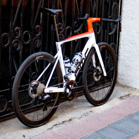 Bicicleta BMC Teammachine SLR01 Ultegra Di2 ZIPP 303S BLANCO 54