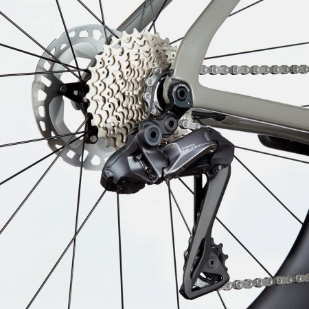 Bicicleta CANNONDALE SystemSix Hi-MOD Ultegra Di2 GRIS 47
