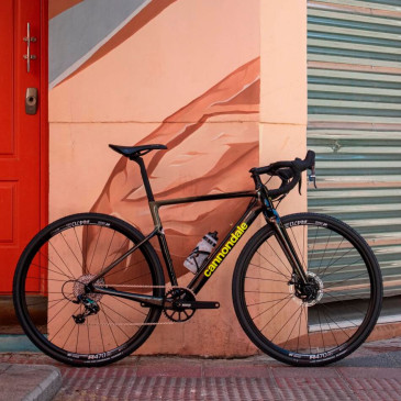 Bicicleta CANNONDALE...