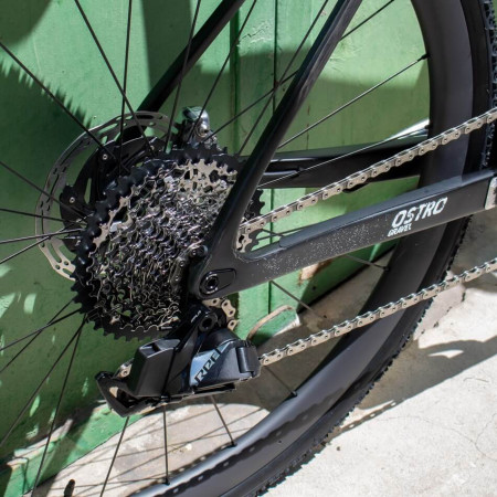 Bicicleta FACTOR Ostro Gravel RED AXS XPLR Potenciómetro NEGRO 54