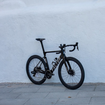 Bicicleta FACTOR Ostro VAM Disc Sram Force AXS RA 60C NEGRO 54