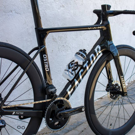 Bicicleta FACTOR Ostro VAM Disc Sram Force AXS RA 60C NEGRO 54