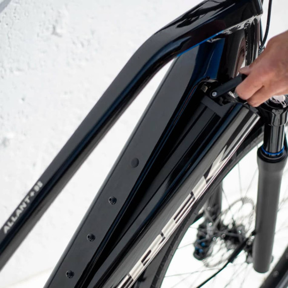 Bicicleta TREK Allant+ 9S Stagger 2023 NEGRO S