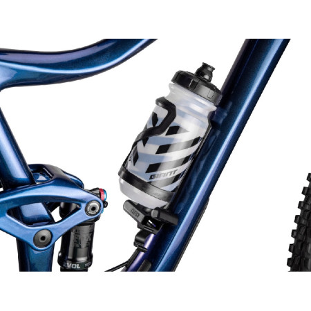 GIANT Airway Sport Right Side Bottle Clutch 12 