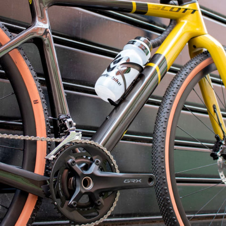 Bicicleta SCOTT Addict Gravel Tuned HMX Custom NEGRO AMARILLO 49