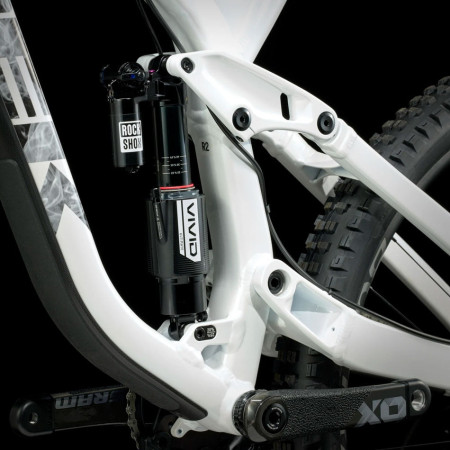 Bicicleta TREK Sessão 9 2024 BRANCO R1