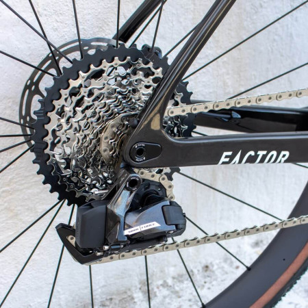 Bicicleta de cascalho FACTOR Ostro NEW FORCE AXS 1X PRETO 54