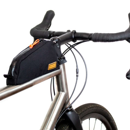 Sacoche de tube supérieur RESTRAP avec fixation sans sangles 0,8L 