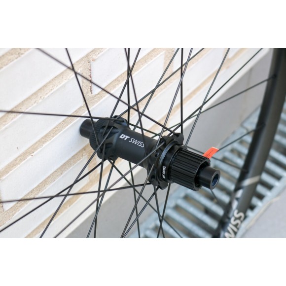 Ruedas DT SWISS XR1650 Spline 25c TLR CL,StarRatchet 